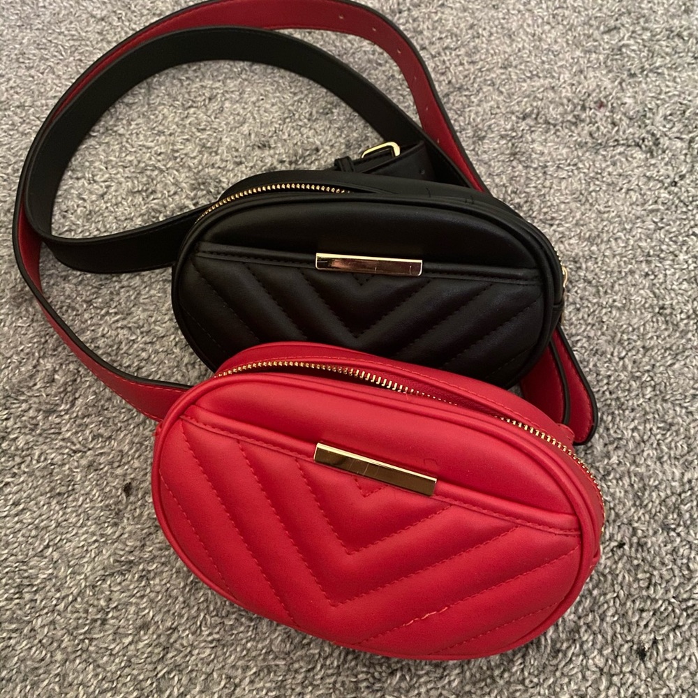 Stylish Fanny Pack *BLACK*